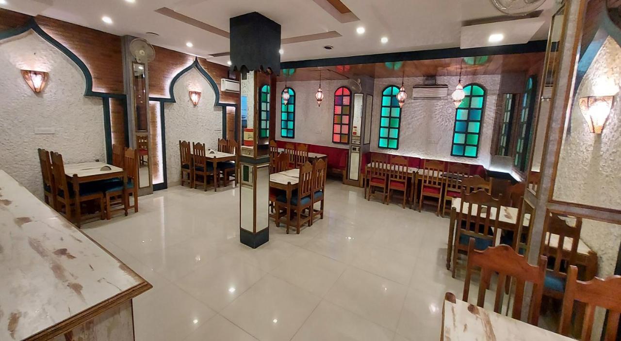 Hotel Reeve Inn Jaipur Bagian luar foto