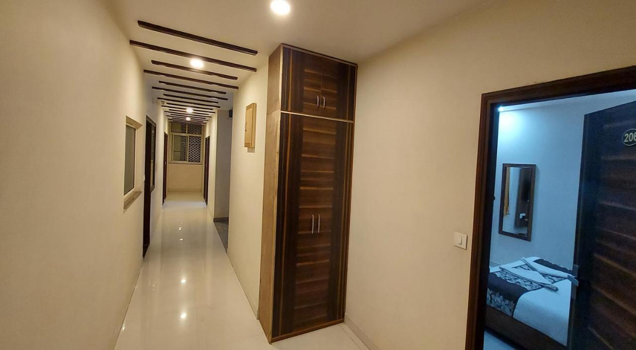 Hotel Reeve Inn Jaipur Bagian luar foto