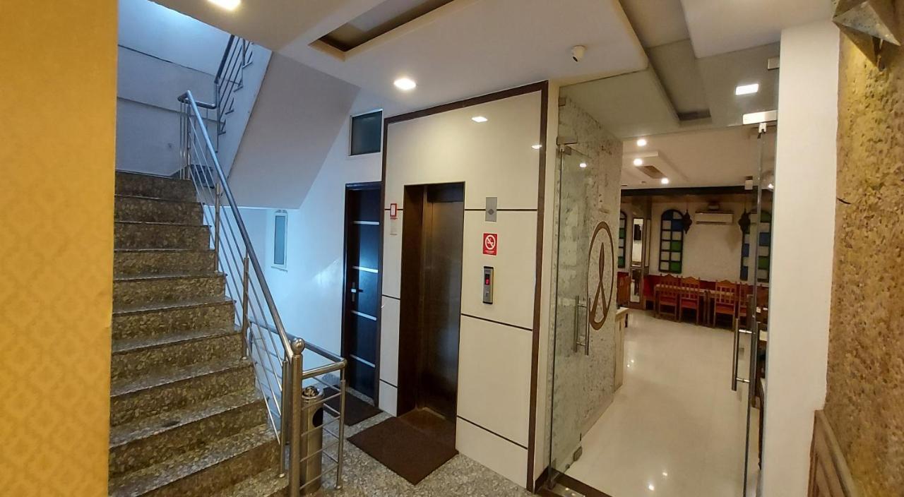 Hotel Reeve Inn Jaipur Bagian luar foto