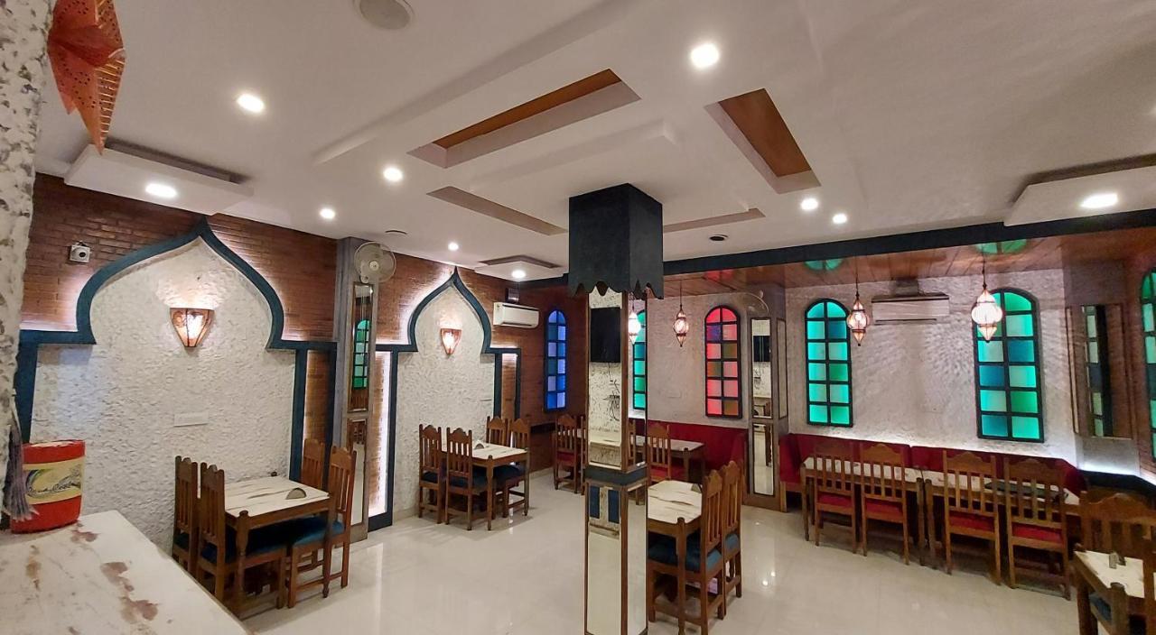 Hotel Reeve Inn Jaipur Bagian luar foto